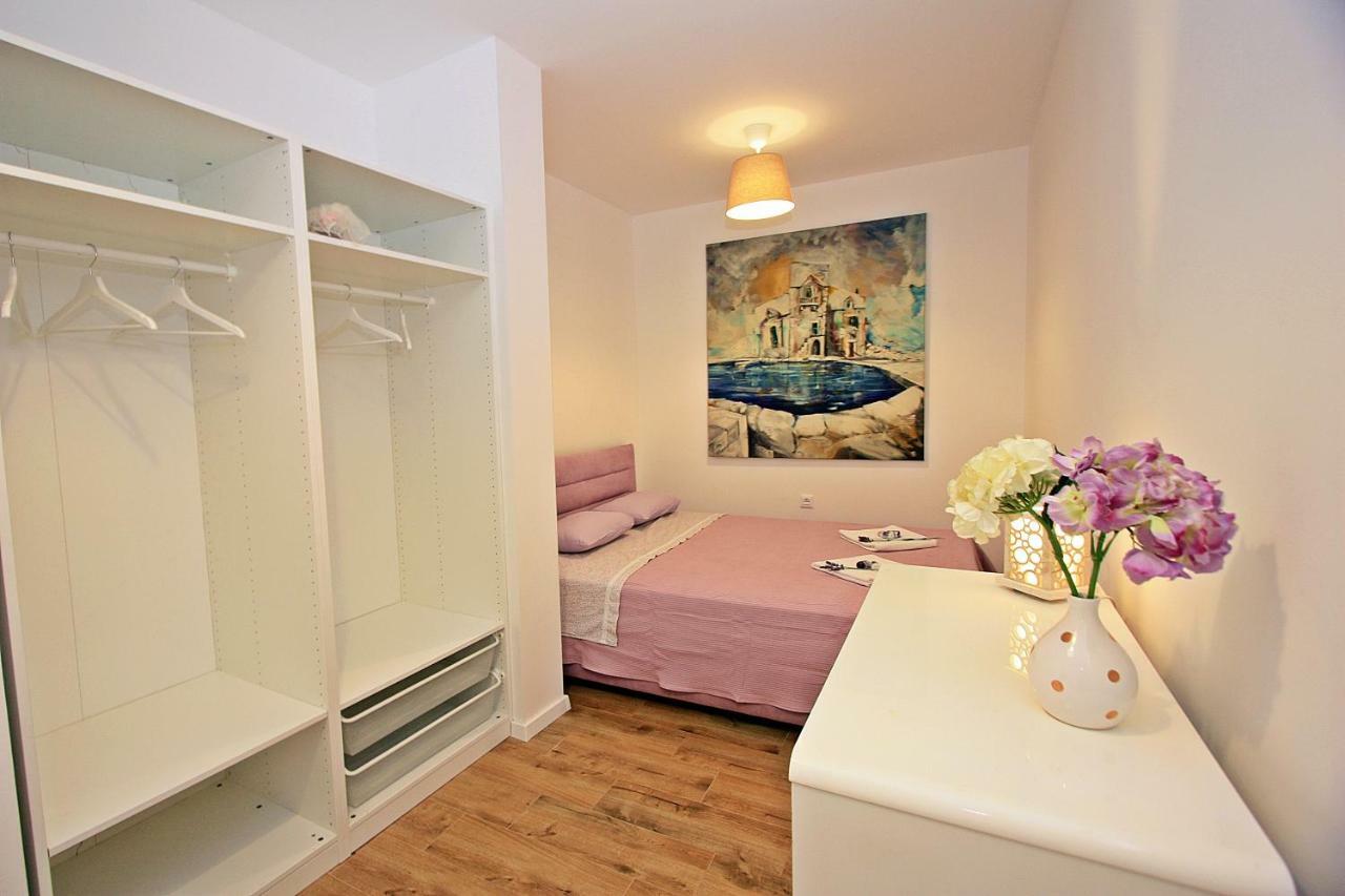 Apartman Michelangelo In The Centar Of Supetar Kültér fotó